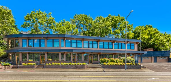 13540 Lake City Way NE, Seattle, WA 98125